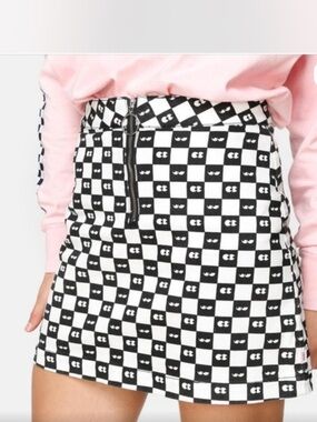 VANS LAZY OAF Mini Skirt Size M Black/White Eyeball Check Print Retro Zip Skater